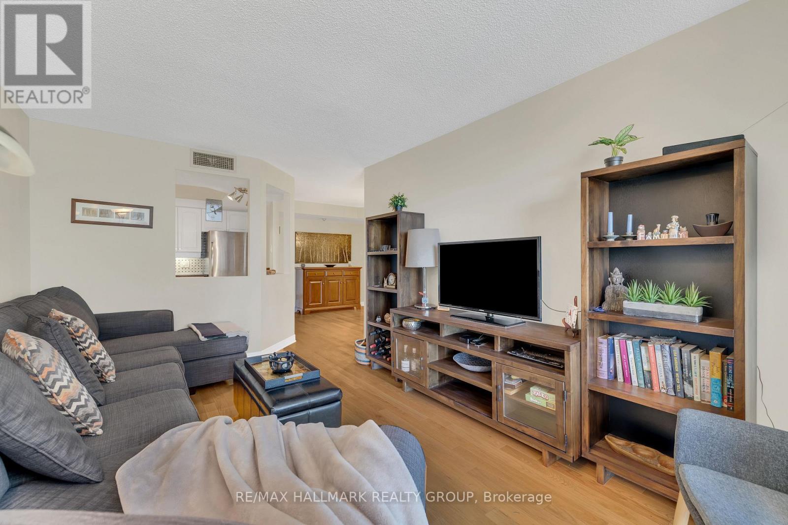 307 - 550 Cambridge Street S, Ottawa, Ontario  K1S 5N3 - Photo 15 - X12159229