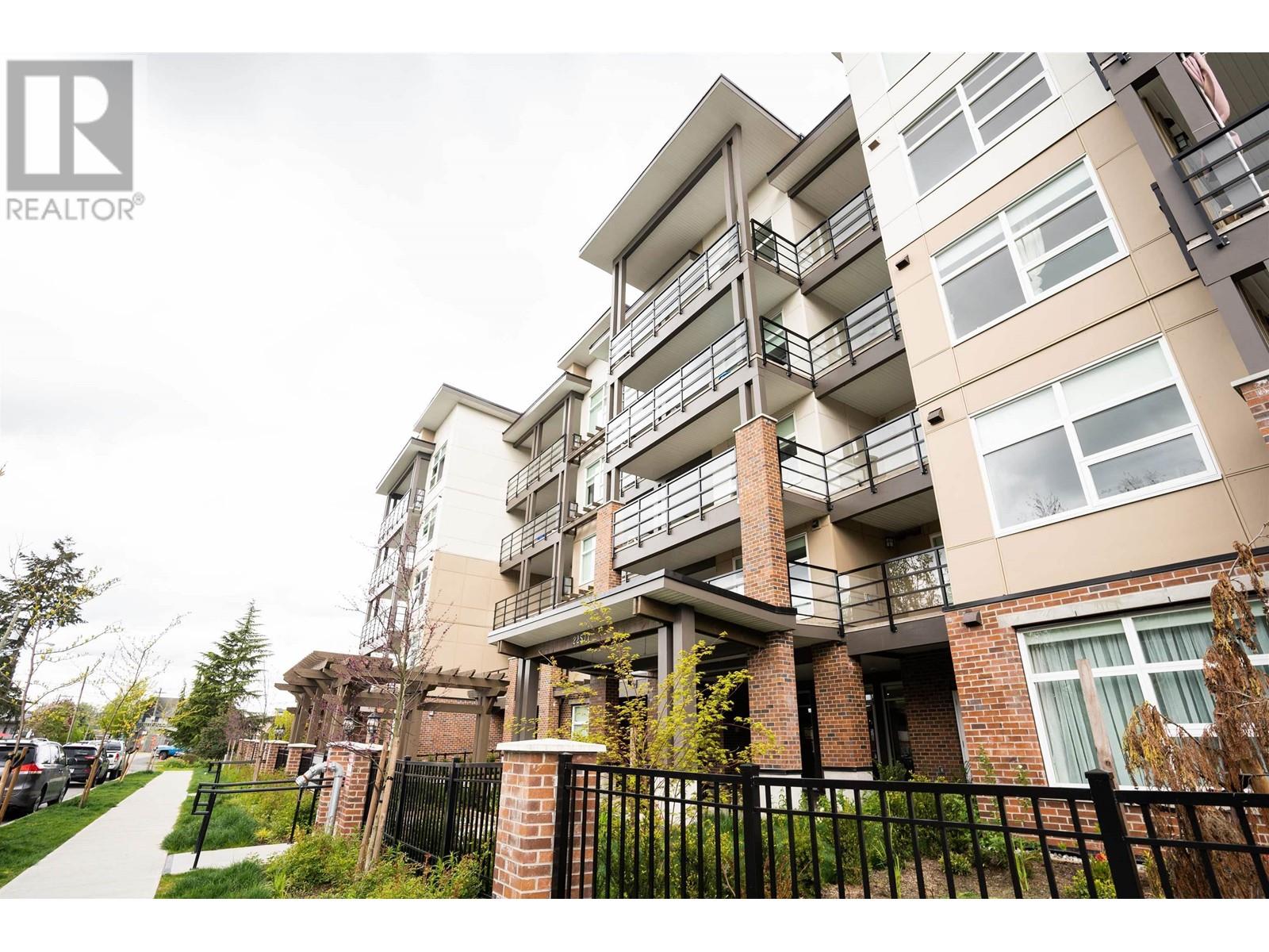 408 22577 ROYAL CRESCENT, Maple Ridge, British Columbia
