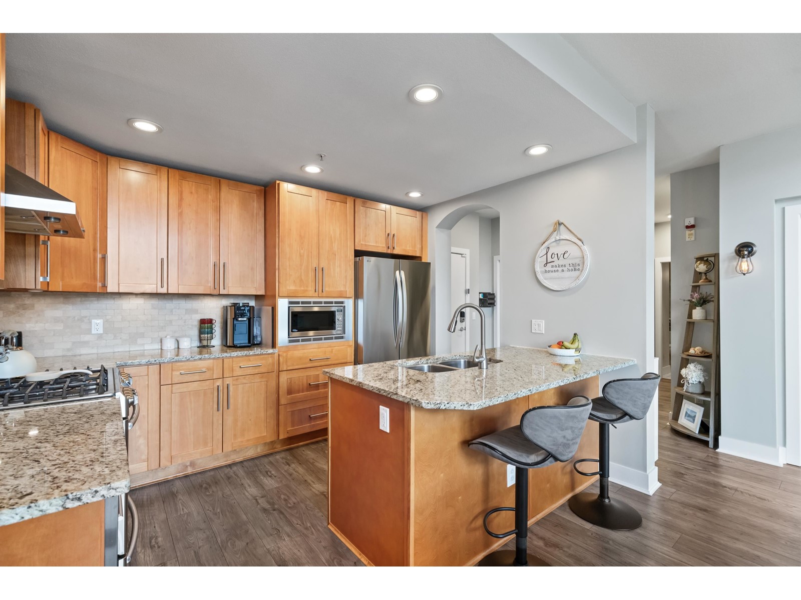 303 16483 64 Avenue, Surrey, British Columbia  V3S 6V7 - Photo 8 - R3000162