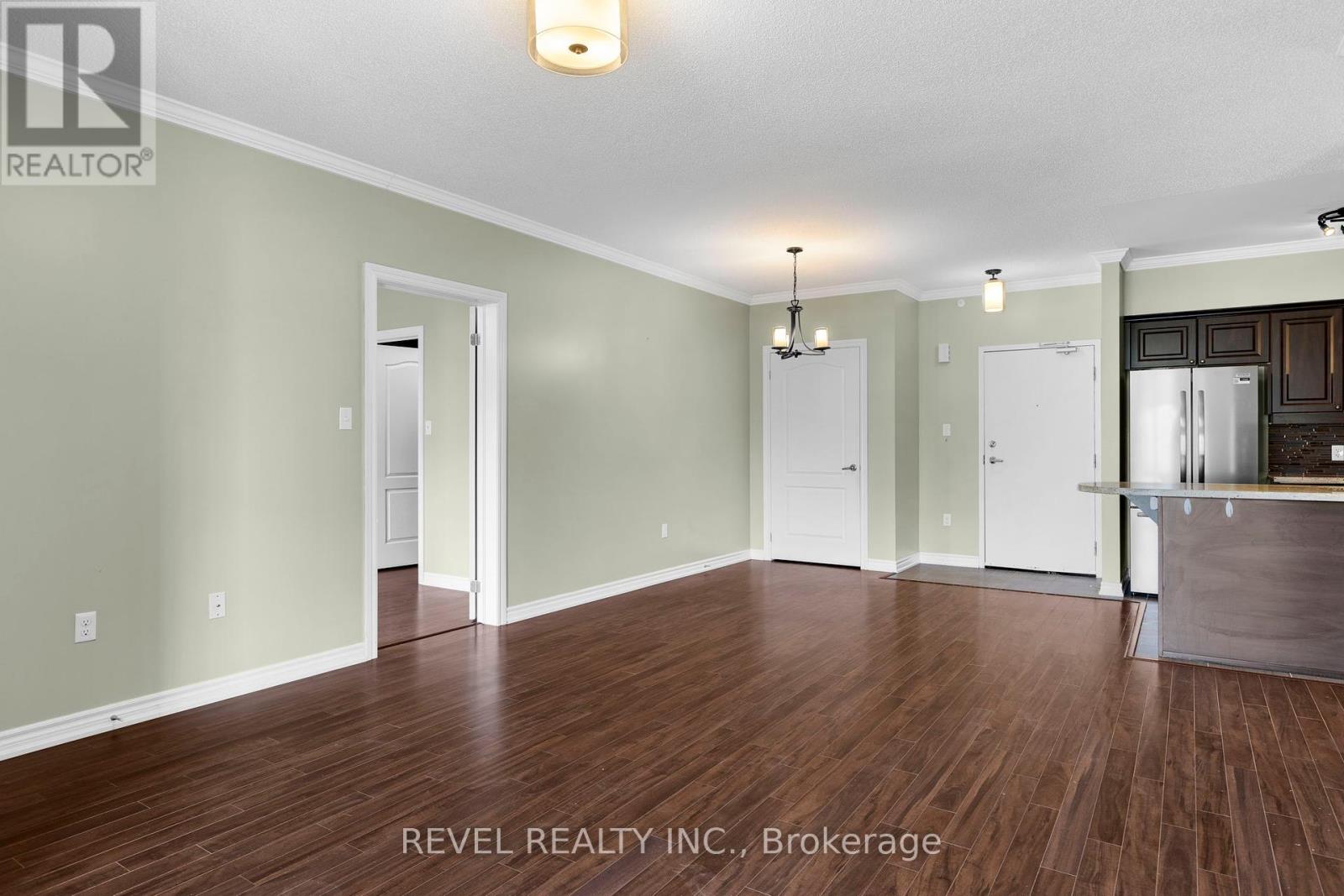 106 - 39 Ferndale Drive S, Barrie, Ontario  L4N 5T5 - Photo 7 - S12159111