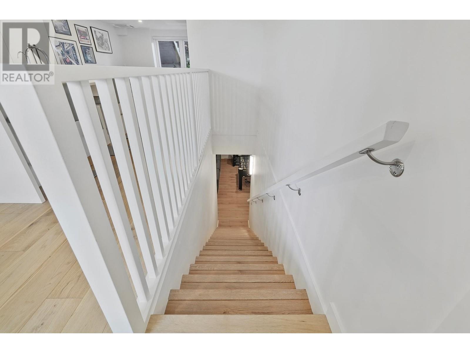 101 649 E 3rd Street, North Vancouver, British Columbia  V7L 1G6 - Photo 23 - R3004280