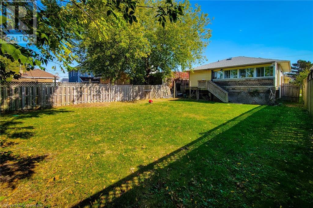 Property at 160 DAVIS Street image 4
