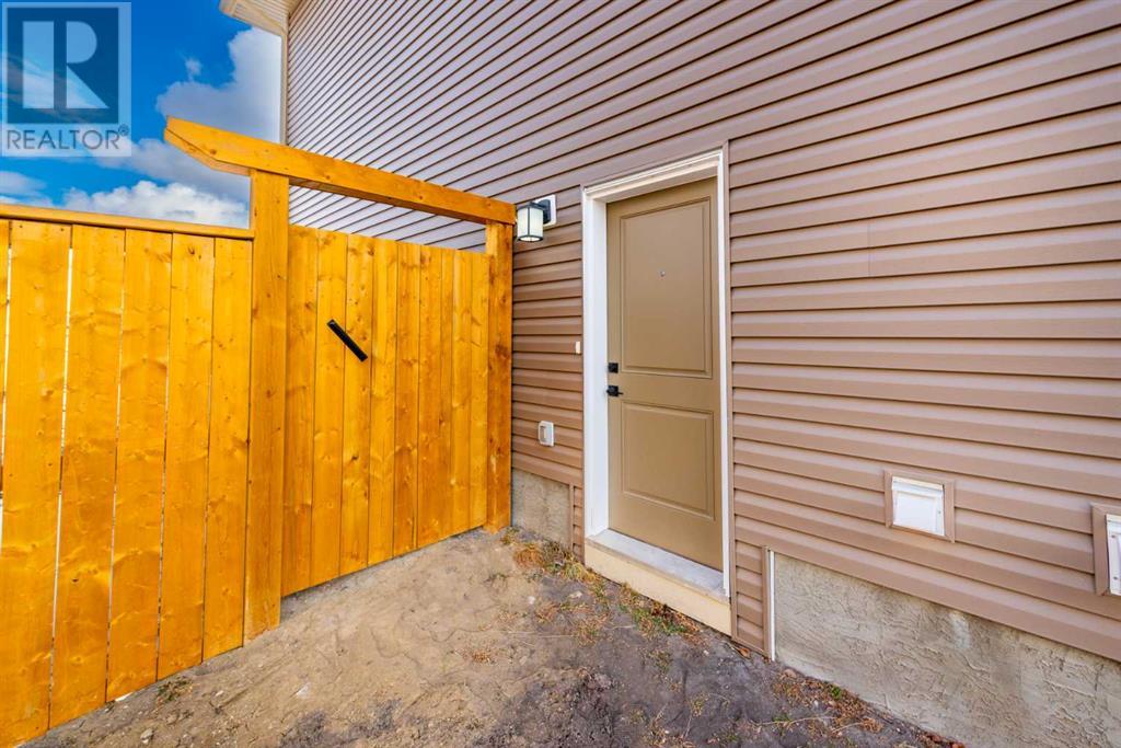 40 Legacy Glen Green Se, Calgary, Alberta  T2X 4G6 - Photo 3 - A2222746