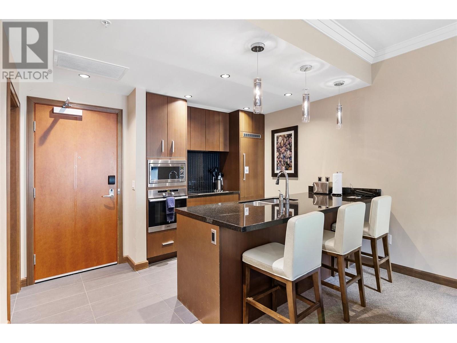 2950 Camozzi Road Unit# 2427, Revelstoke, British Columbia  V0E 2S0 - Photo 4 - 10347600