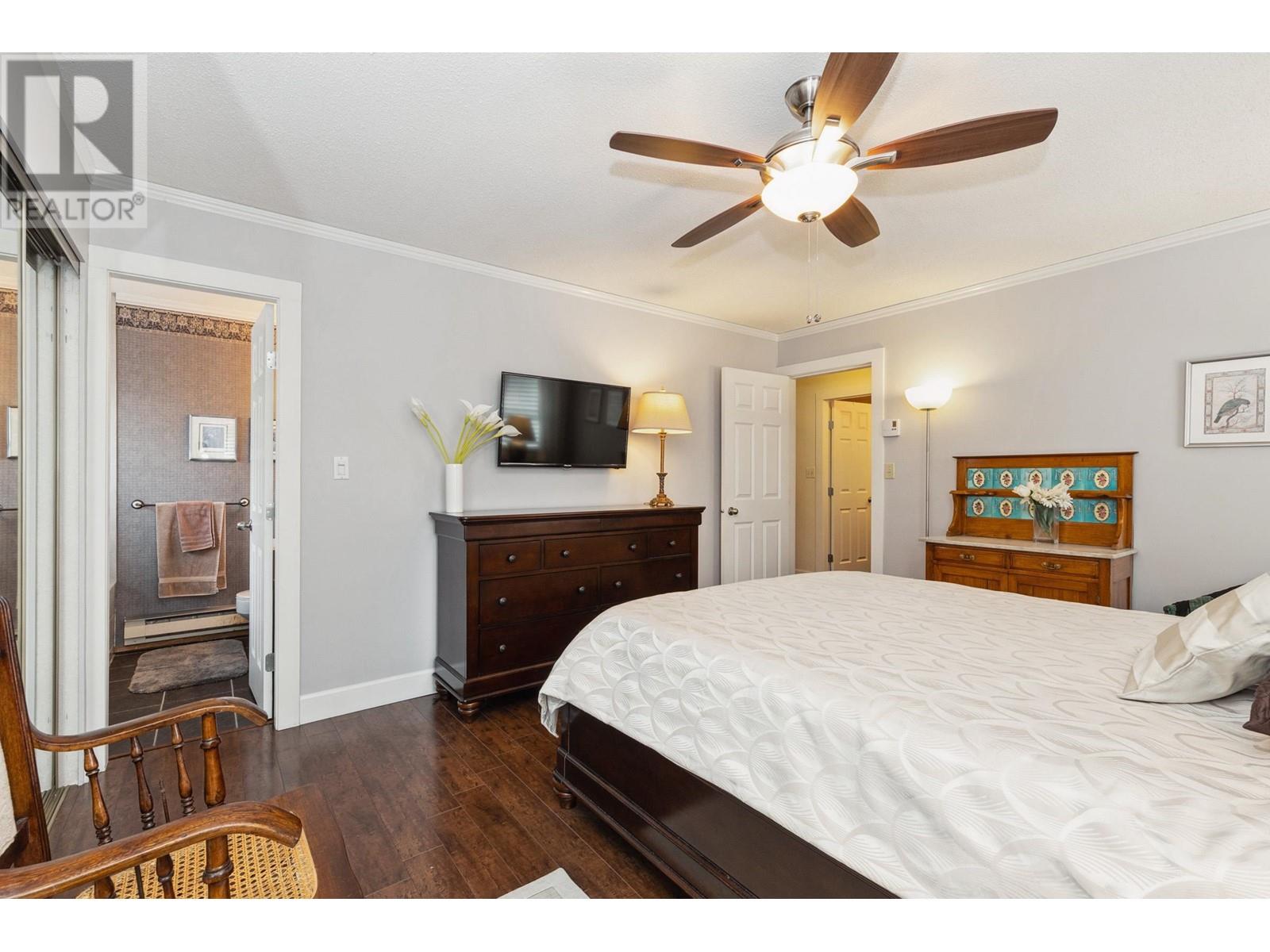 4728 Underwood Avenue, North Vancouver, British Columbia  V7K 3A8 - Photo 18 - R3004257