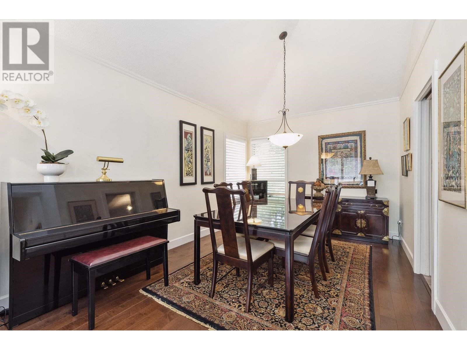 4728 Underwood Avenue, North Vancouver, British Columbia  V7K 3A8 - Photo 8 - R3004257