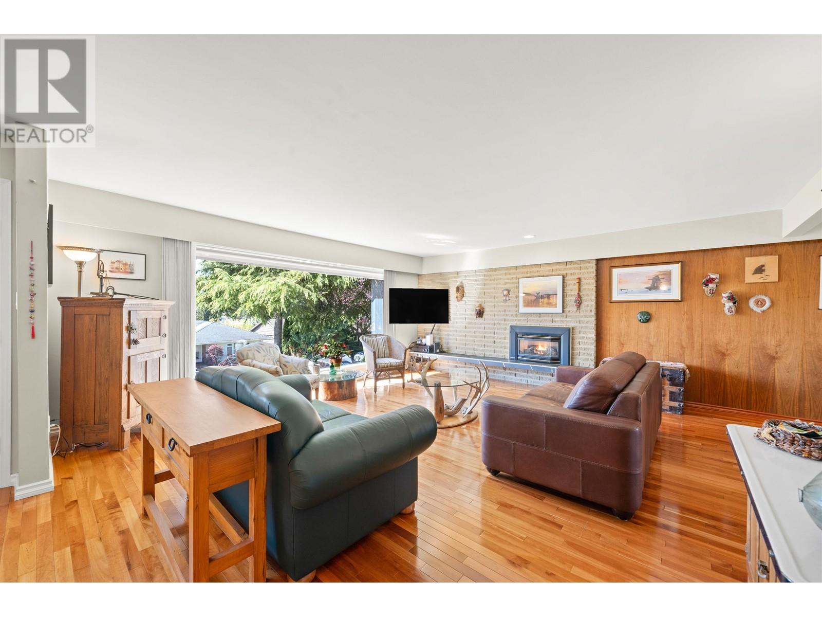 83 Mott Crescent, New Westminster, British Columbia  V3L 4L8 - Photo 8 - R3004282
