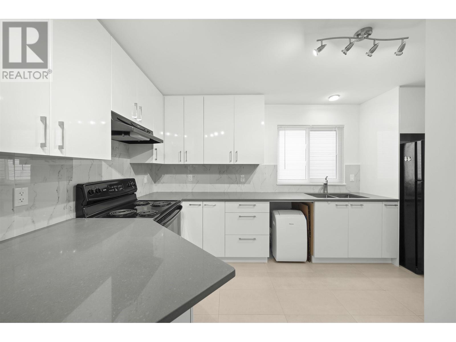 4398 Hurst Street, Burnaby, British Columbia  V5J 1M9 - Photo 21 - R3004292