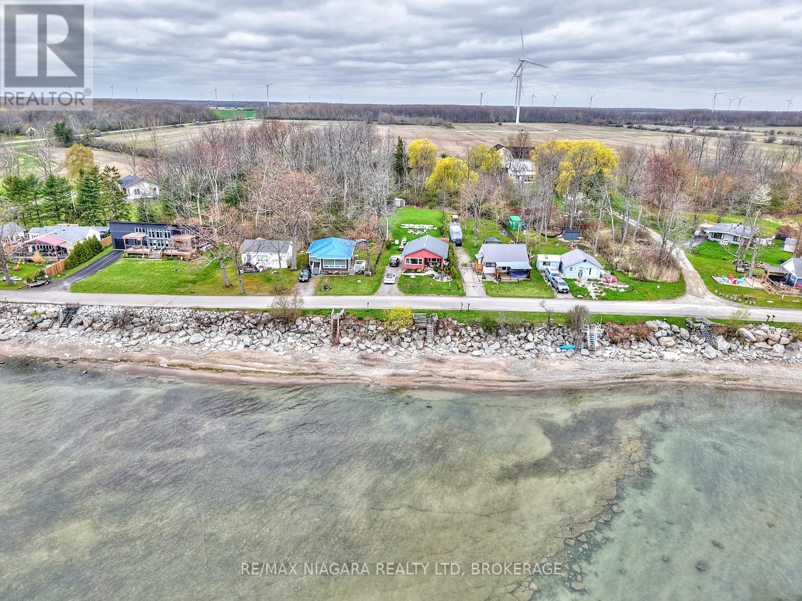 2401 Lakeshore Road, Haldimand (Dunnville), Ontario  N1A 2W8 - Photo 42 - X12138164