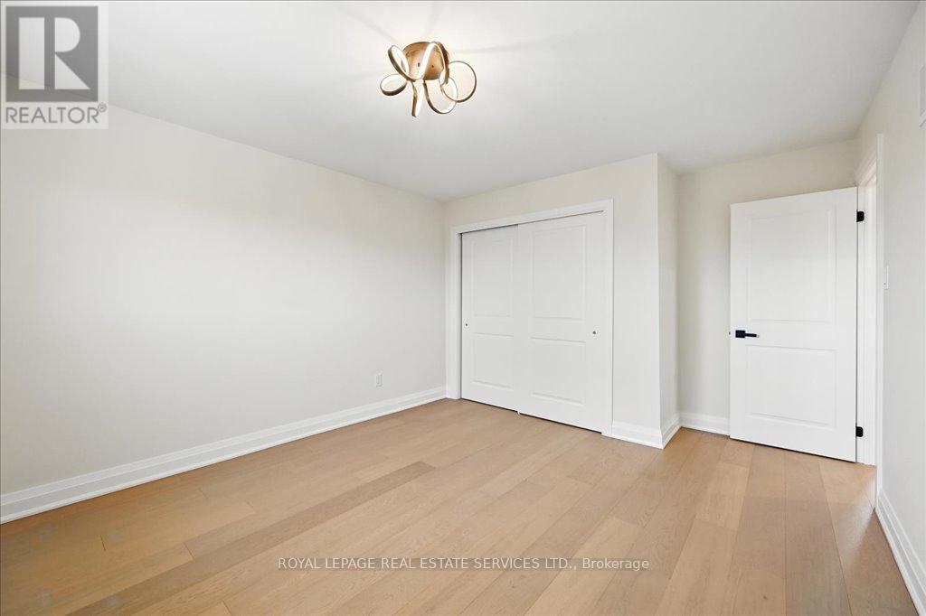 1184 Rushbrooke Drive, Oakville, Ontario  L6M 1H7 - Photo 29 - W12158907