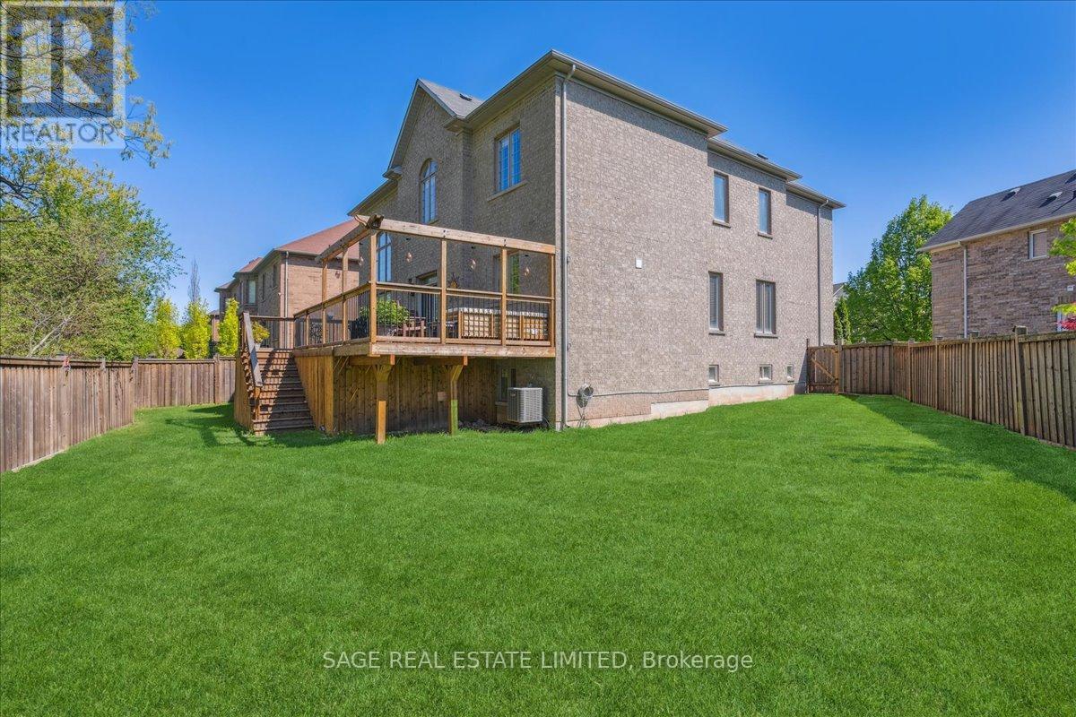 2223 Devonshire Crescent, Oakville, Ontario  L6M 4T5 - Photo 39 - W12158929