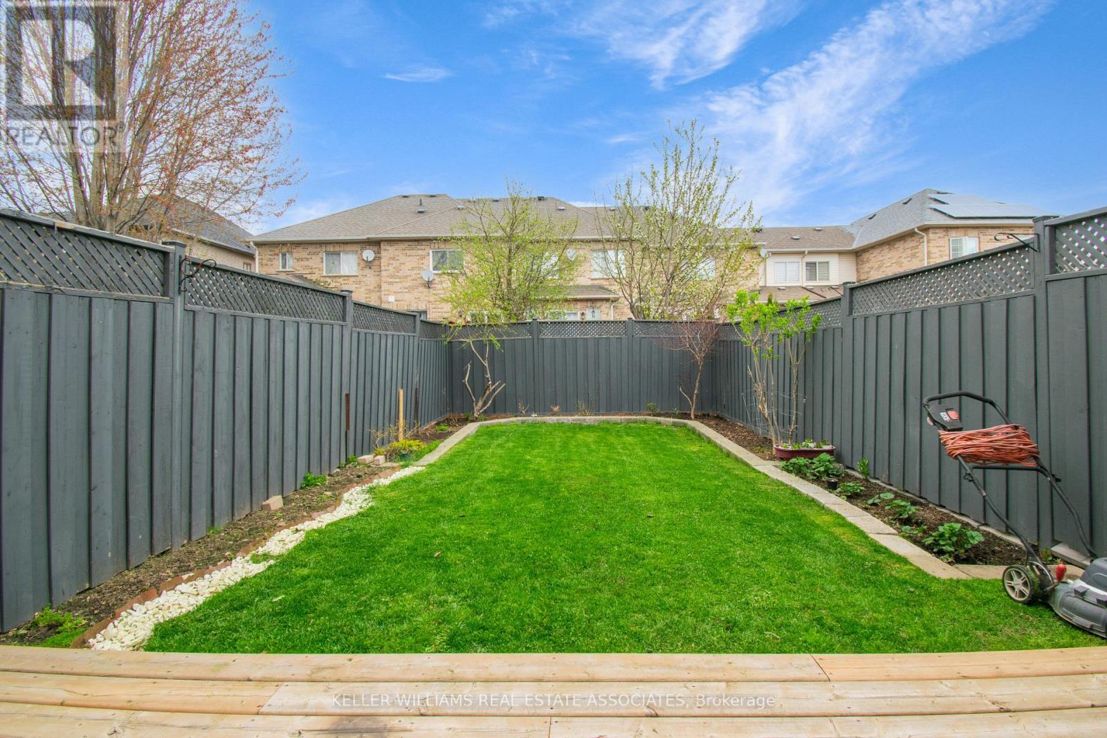 41 Dominion Gardens Drive, Halton Hills, Ontario  L7G 6A9 - Photo 32 - W12159031