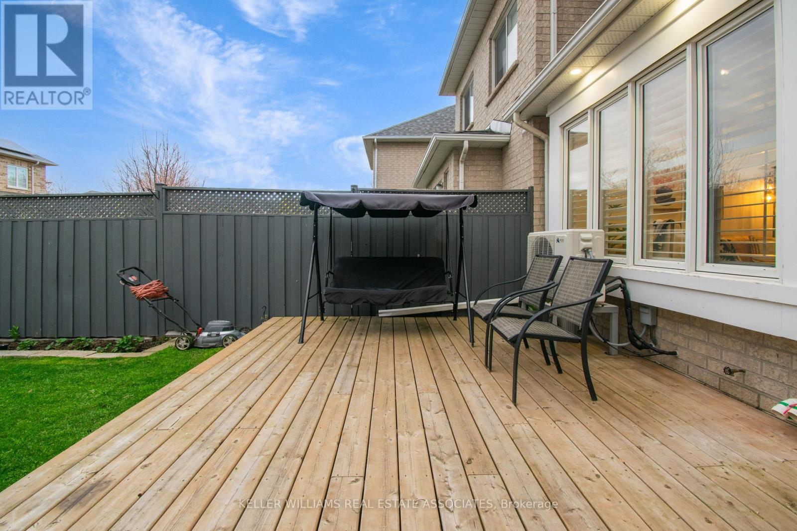 41 Dominion Gardens Drive, Halton Hills, Ontario  L7G 6A9 - Photo 34 - W12159031