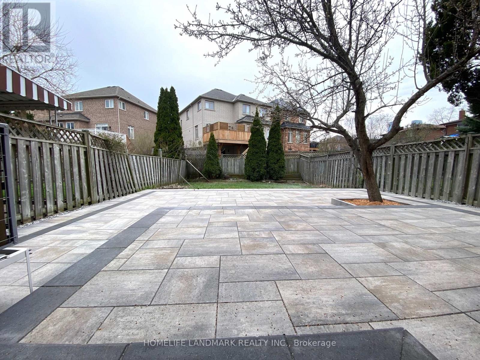 15 Hanson Road, Mississauga, Ontario  L5B 2E3 - Photo 36 - W12159039
