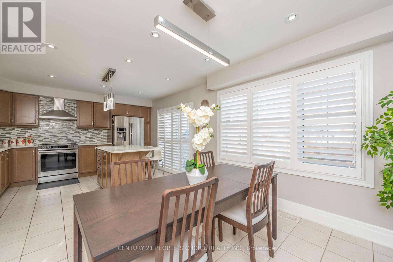 40 Stedford Crescent, Brampton, Ontario  L7A 0G4 - Photo 16 - W12159127