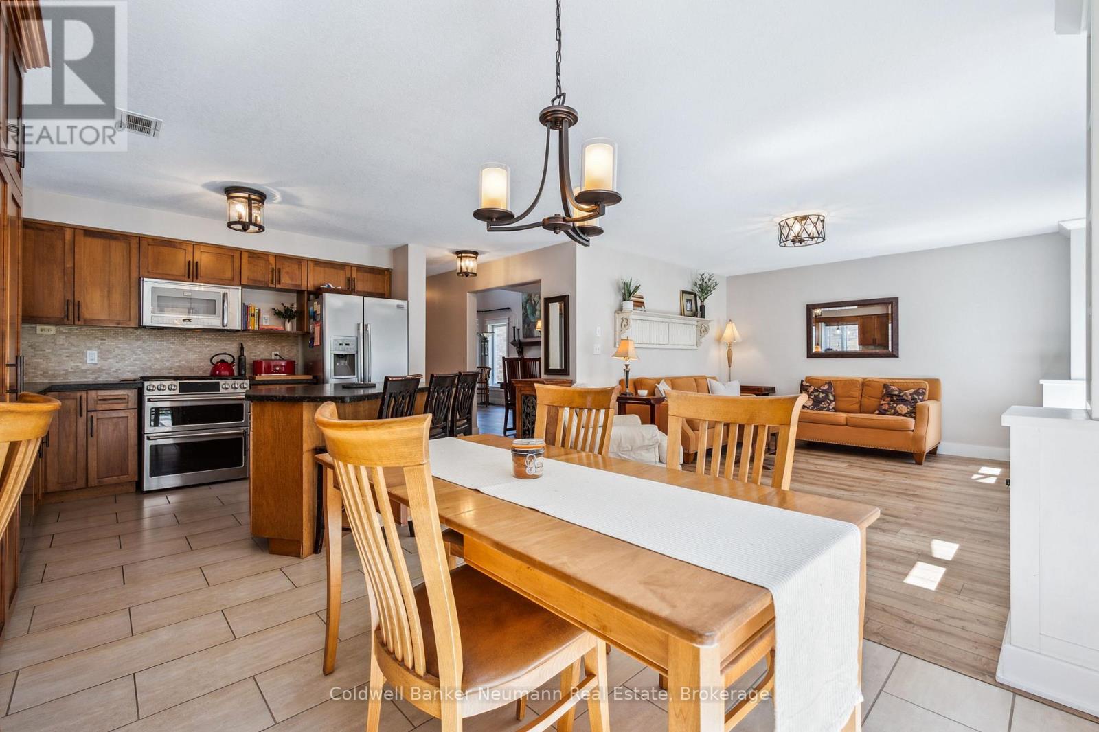 14 Coutts Court, Guelph (Pineridge/westminster Woods), Ontario  N1L 1S9 - Photo 22 - X12159245
