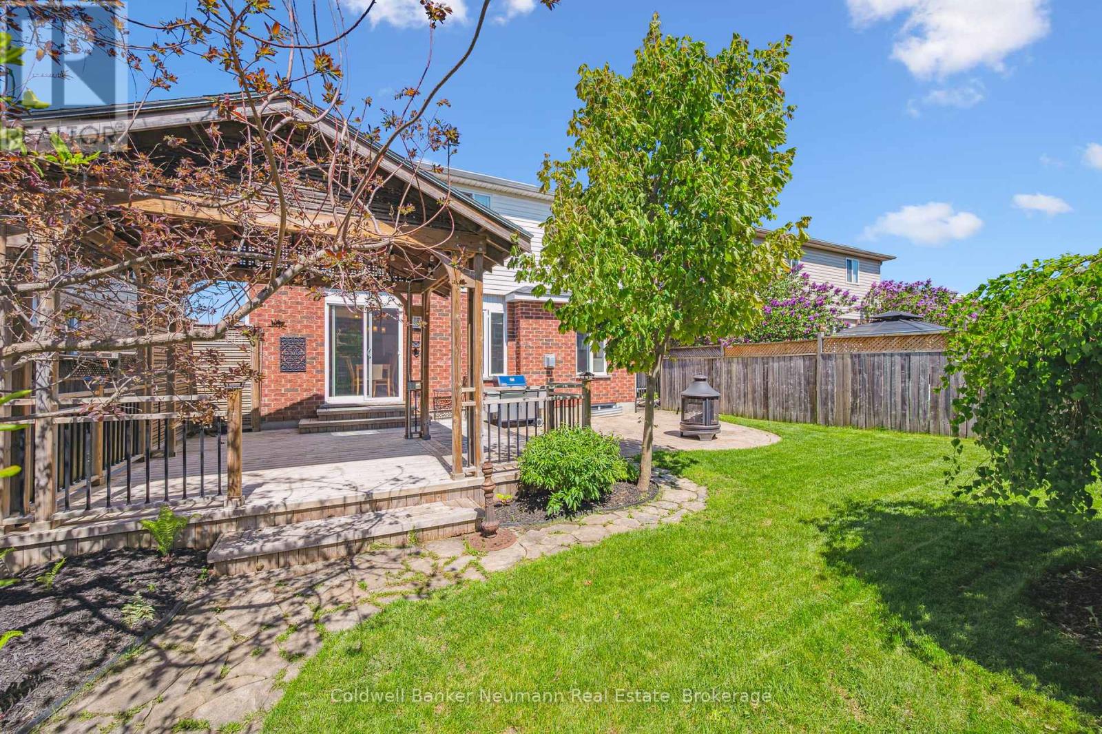 14 Coutts Court, Guelph (Pineridge/westminster Woods), Ontario  N1L 1S9 - Photo 5 - X12159245