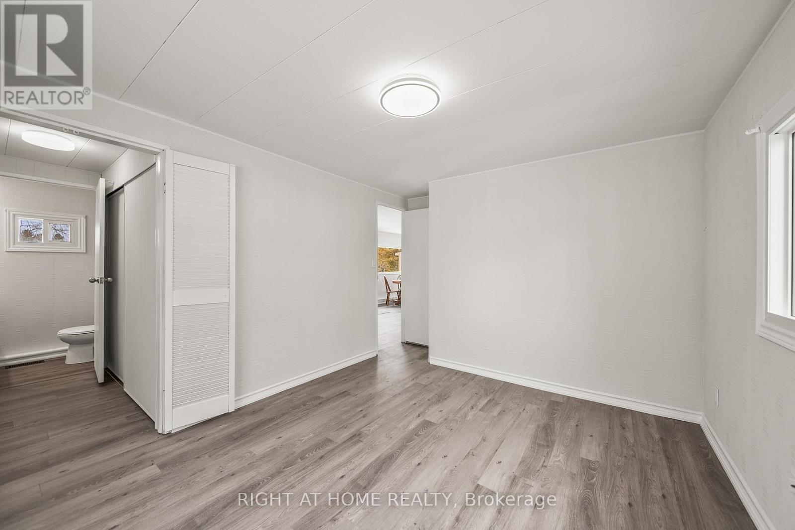 56 Flora Drive, Innisfil, Ontario  L9S 1R1 - Photo 21 - N12085744