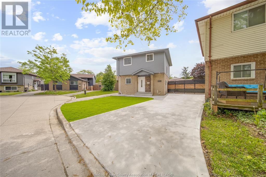 Property at 9914 FOREST GLADE COURT image 2