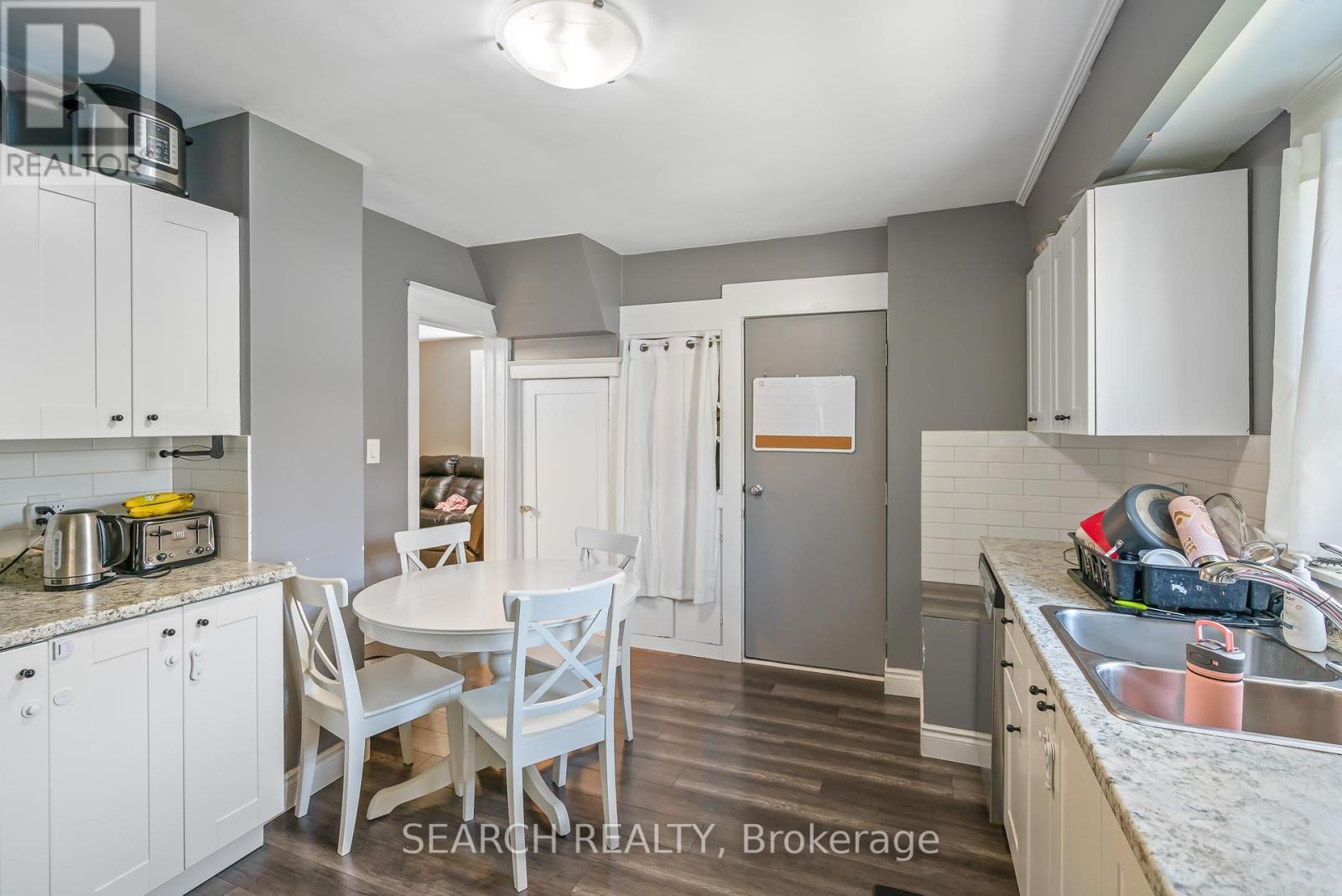 15 Delaware Street, St. Catharines (Facer), Ontario  L2M 5L9 - Photo 12 - X12158912