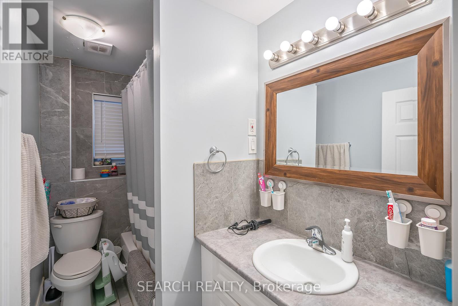 15 Delaware Street, St. Catharines, Ontario  L2M 5L9 - Photo 14 - X12158912