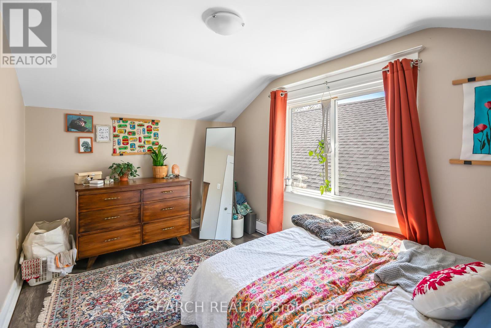 15 Delaware Street, St. Catharines (Facer), Ontario  L2M 5L9 - Photo 8 - X12158912