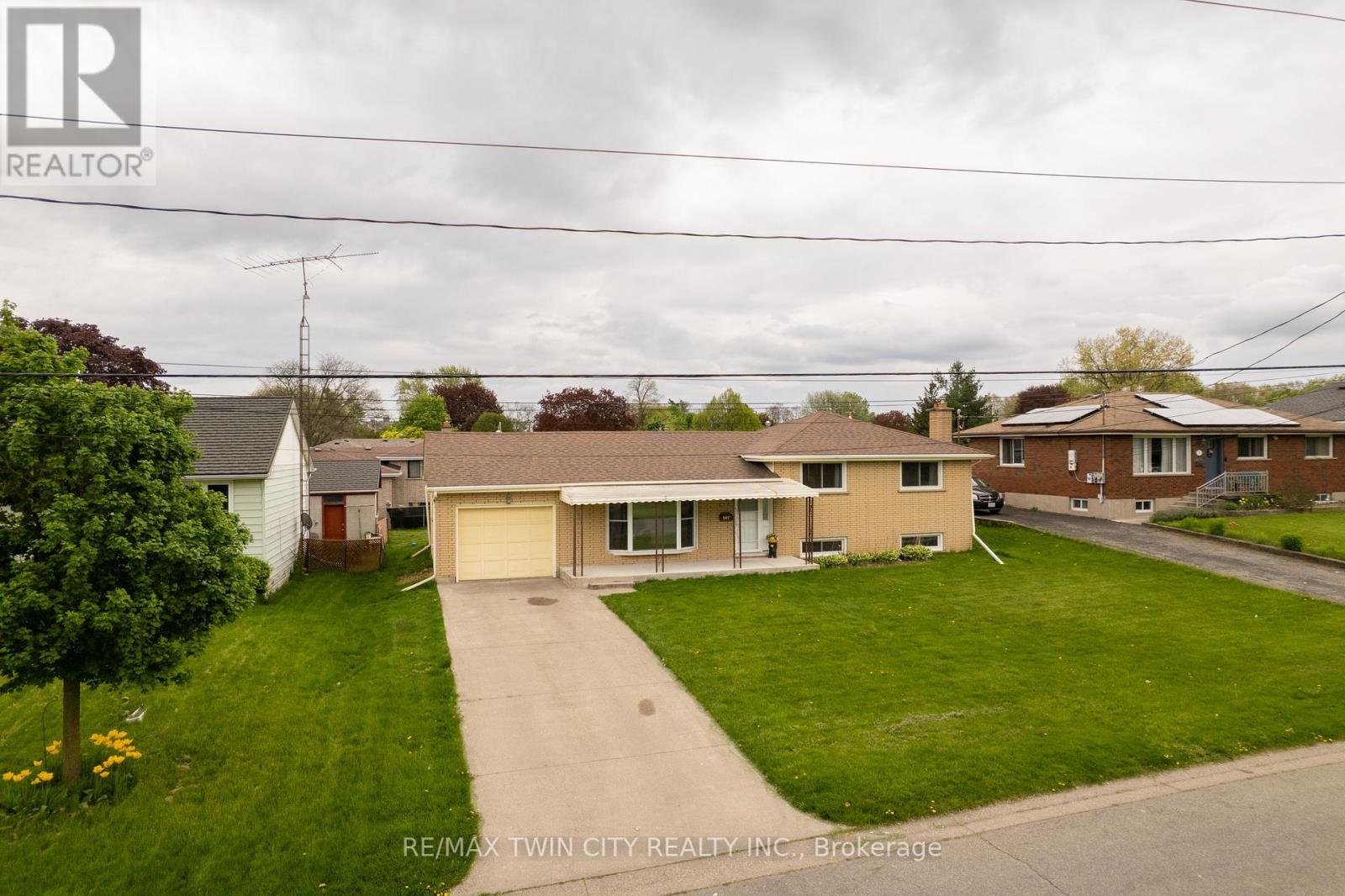 Property at 130 TRANQUILITY STREET image 2