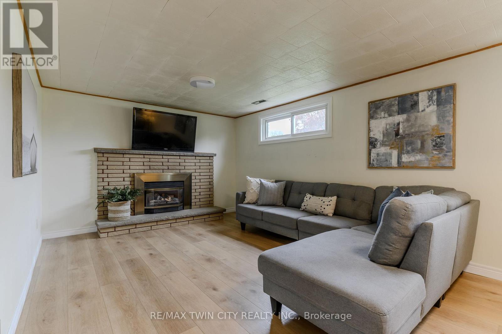 Property at 130 TRANQUILITY STREET image 5