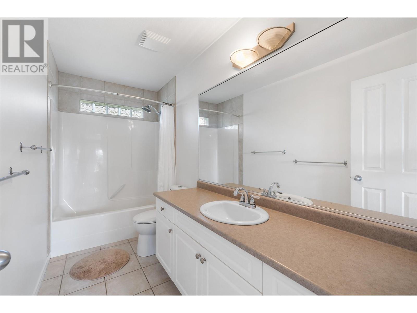 4849 Canyon Ridge Crescent, Kelowna, British Columbia  V1W 4A2 - Photo 41 - 10348520