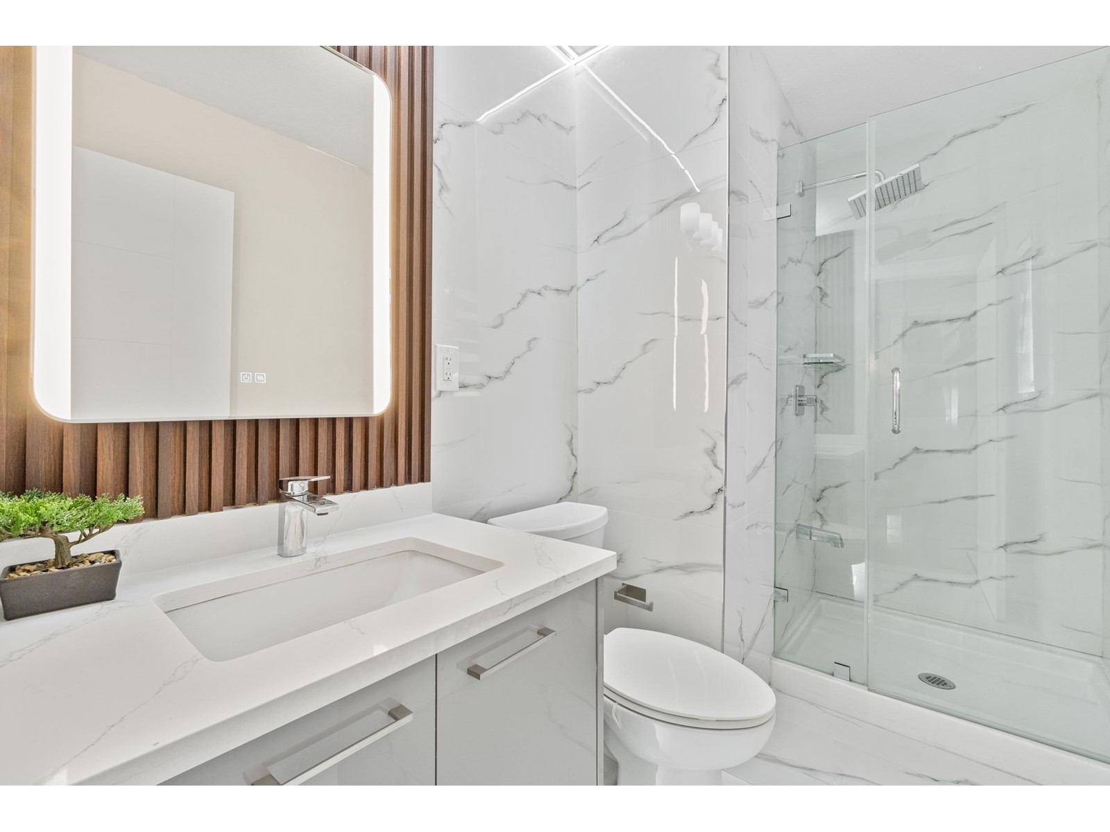 3350 Clearbrook Road, Abbotsford, British Columbia  V2T 4T4 - Photo 13 - R2996033