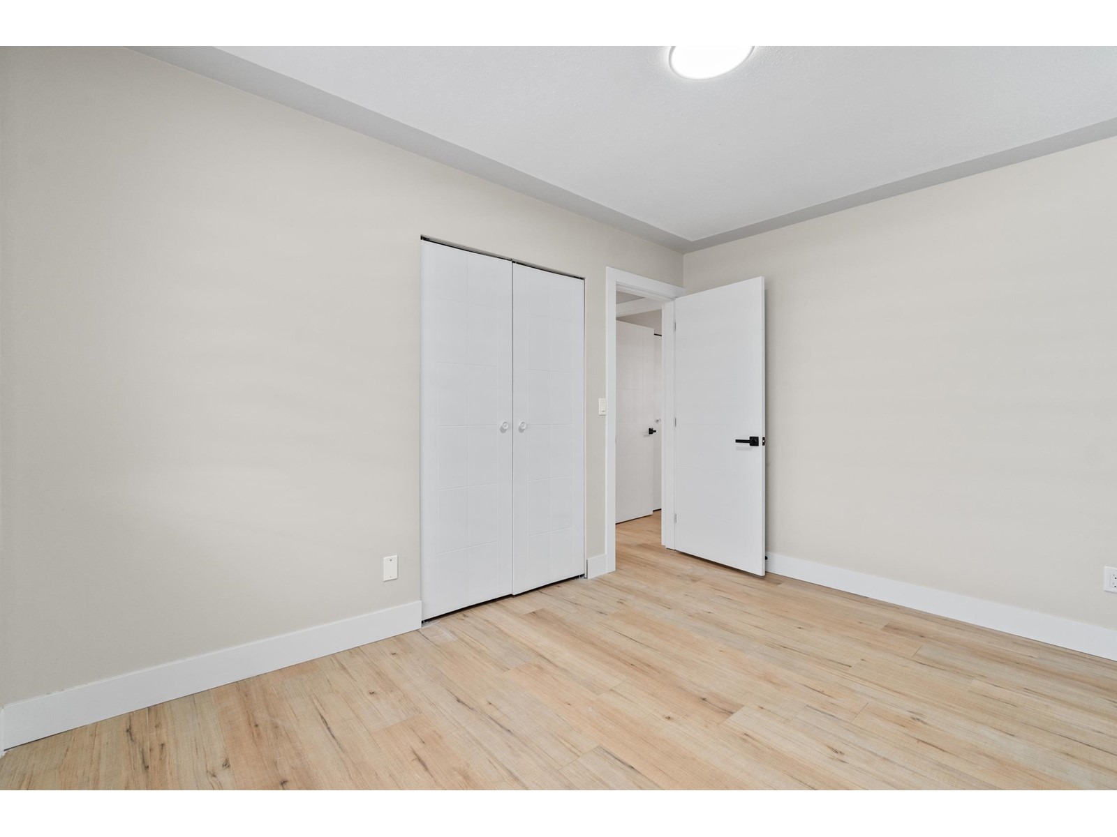 3350 Clearbrook Road, Abbotsford, British Columbia  V2T 4T4 - Photo 15 - R2996033