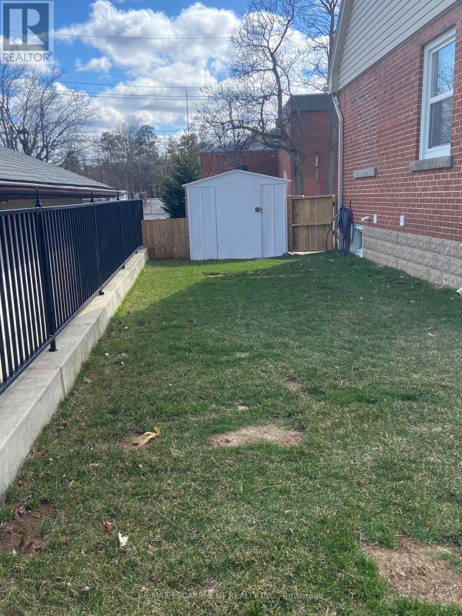 199 Kimberly Drive, Hamilton, Ontario  L8K 4L2 - Photo 10 - X12075455