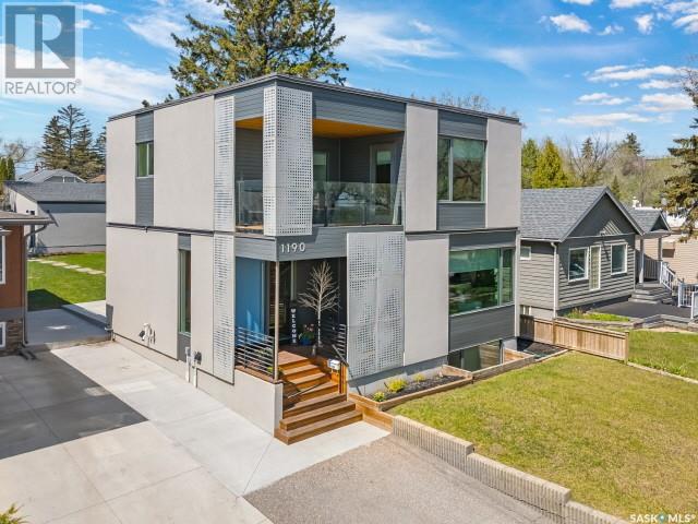 Property at 1190 Spadina CRESCENT E image 3