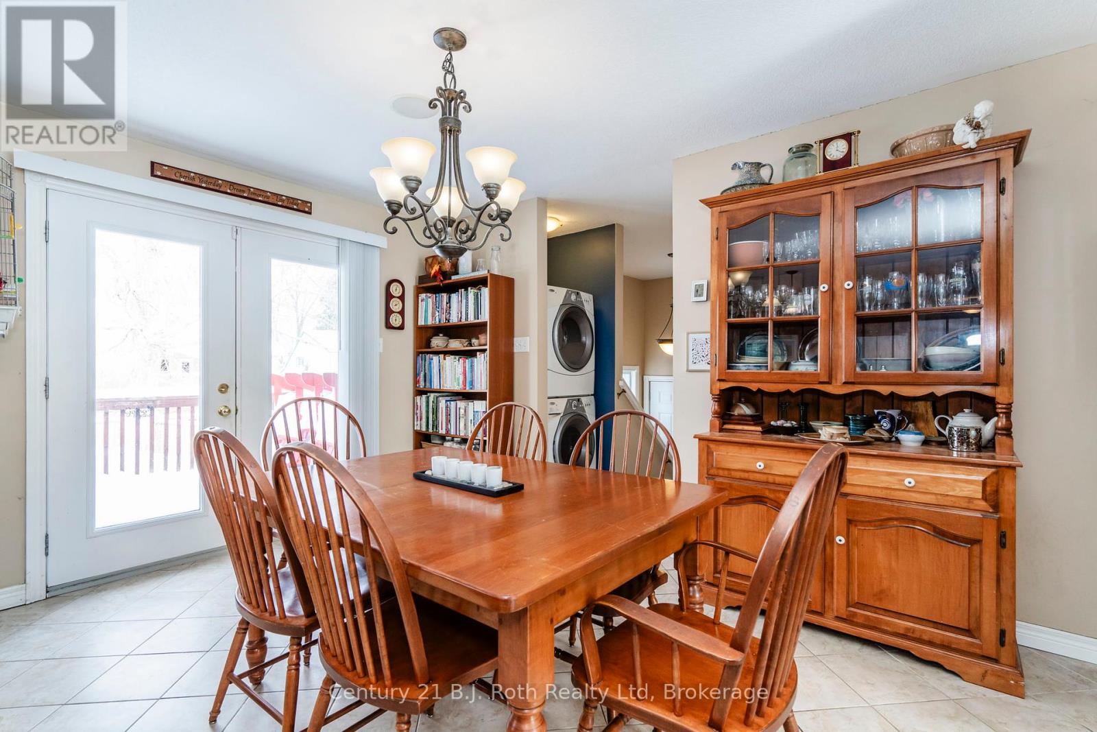 18 Bourgeois Beach Road, Tay, Ontario  L0K 2A0 - Photo 11 - S11970041