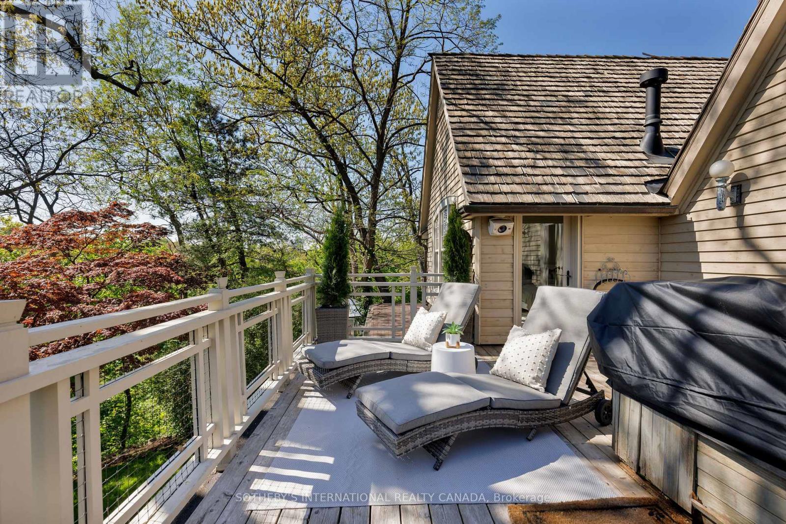79 Baby Point Crescent, Toronto, Ontario  M6S 2B7 - Photo 29 - W12155433
