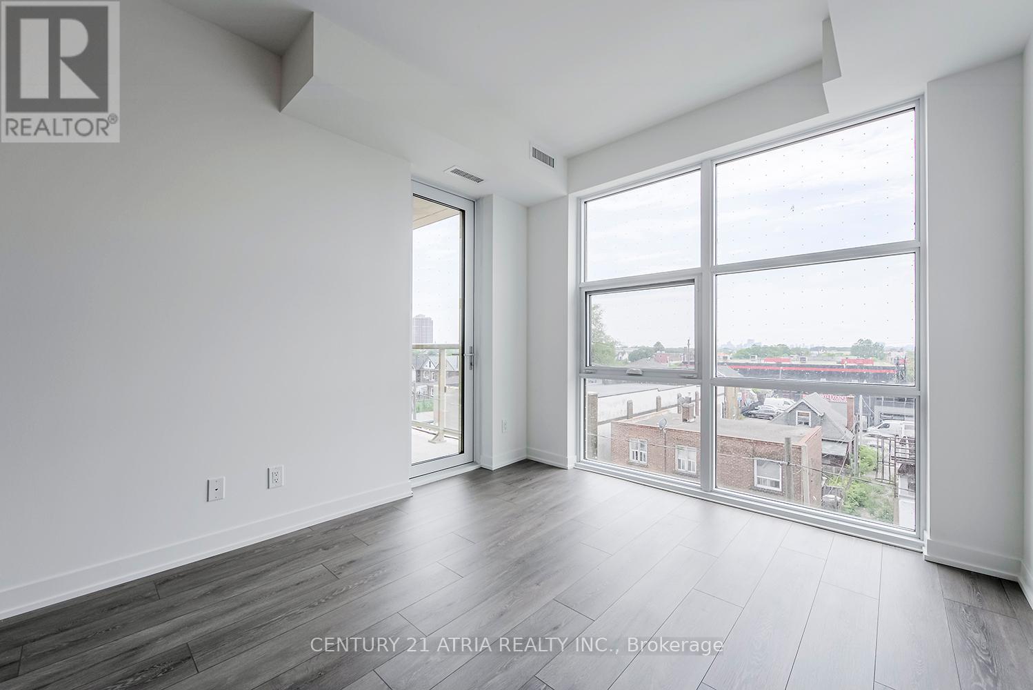 408 - 1787 St Clair Avenue W, Toronto (Weston-Pellam Park), Ontario  M2N 0B7 - Photo 7 - W12151780
