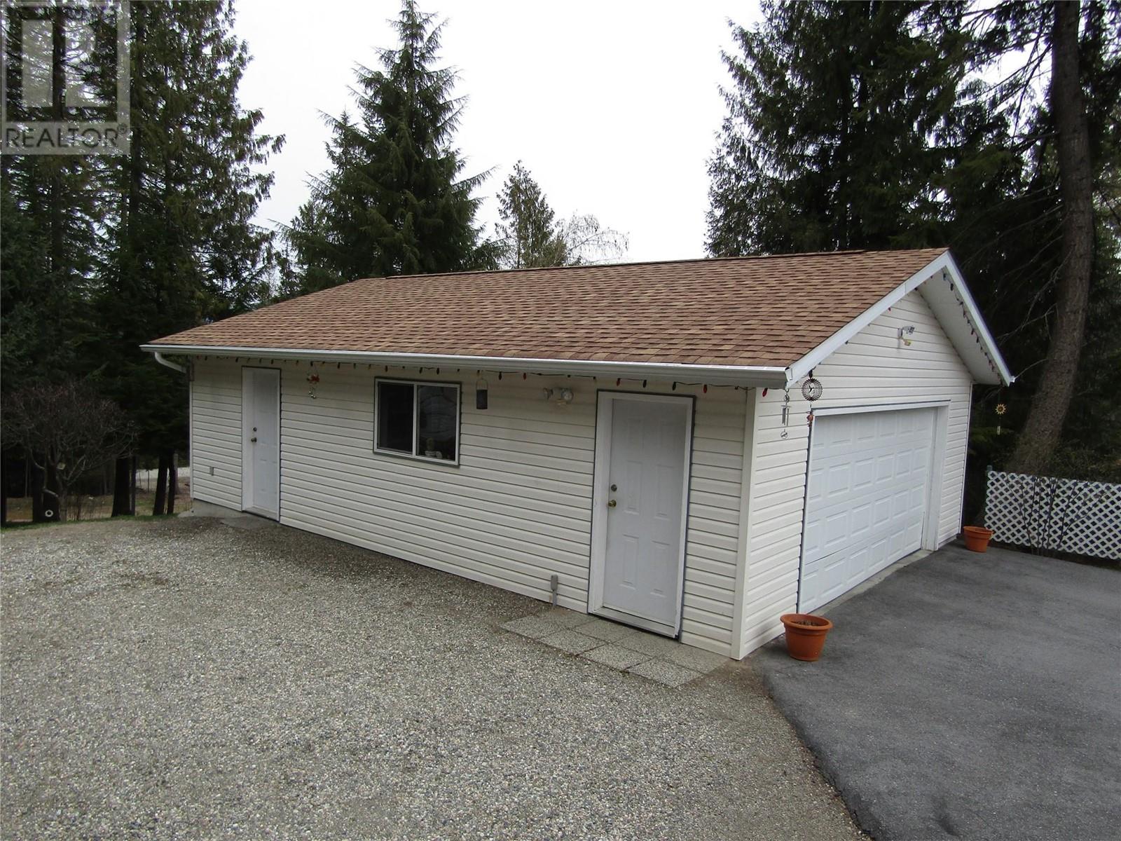 1534 MCINTYRE Road, Christina Lake, BC V0H1E0
