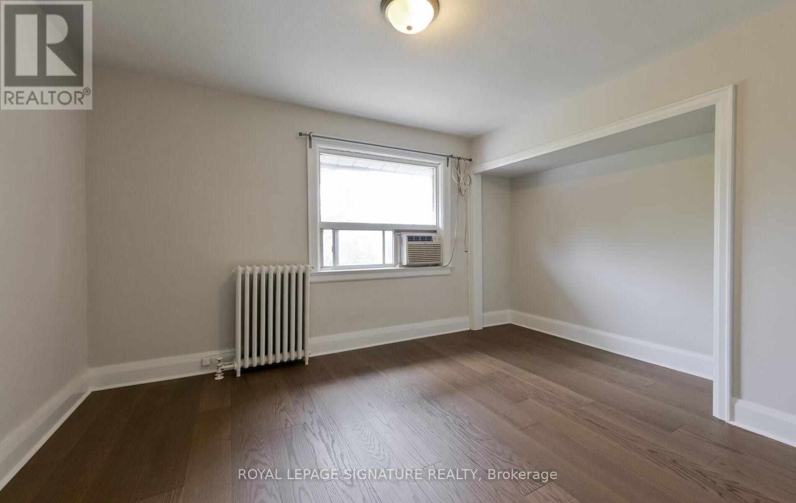 26 Hector Avenue, Toronto, Ontario  M6G 3G3 - Photo 18 - C12158984