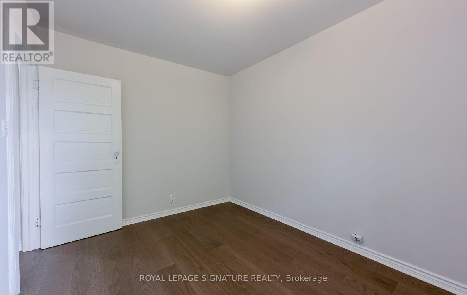 26 Hector Avenue, Toronto, Ontario  M6G 3G3 - Photo 24 - C12158984