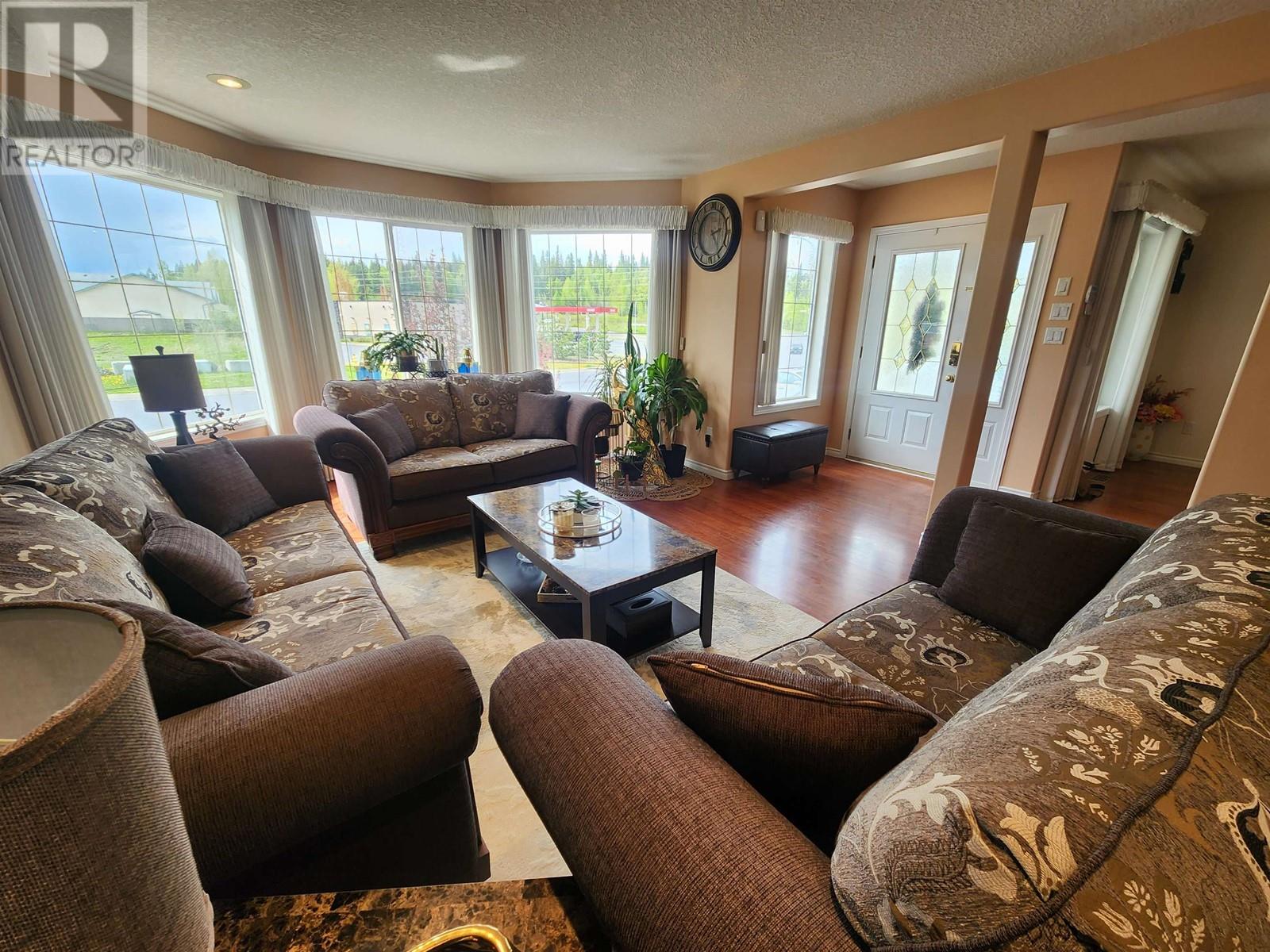 Property at 6808 WESTGATE AVENUE image 5