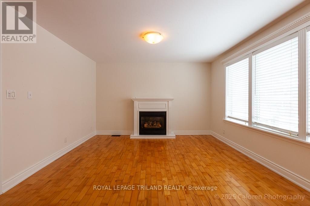 Photo 19 of 41 for 253 Riverside Drive
