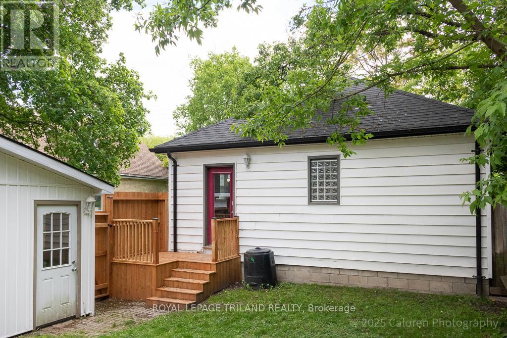 Photo 6 of 41 for 253 Riverside Drive