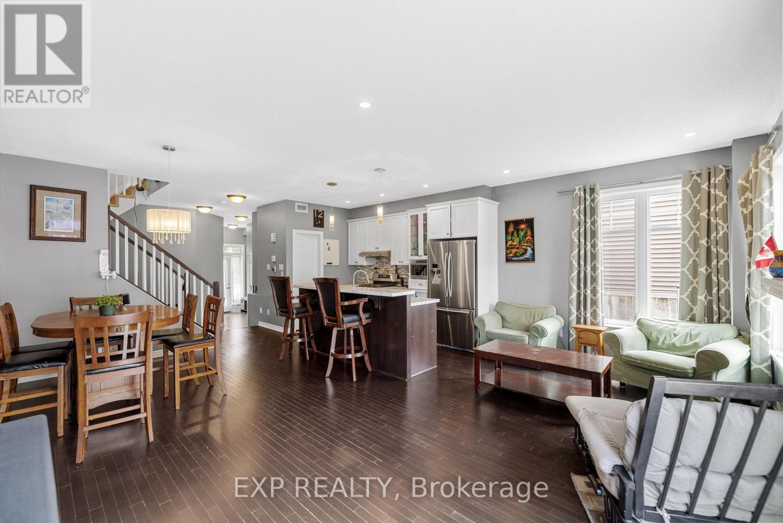 613 Willowmere Way, Ottawa, Ontario  K1T 0K2 - Photo 15 - X12159029