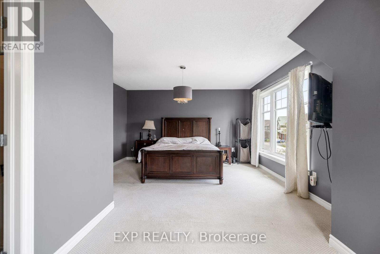 613 Willowmere Way, Ottawa, Ontario  K1T 0K2 - Photo 25 - X12159029