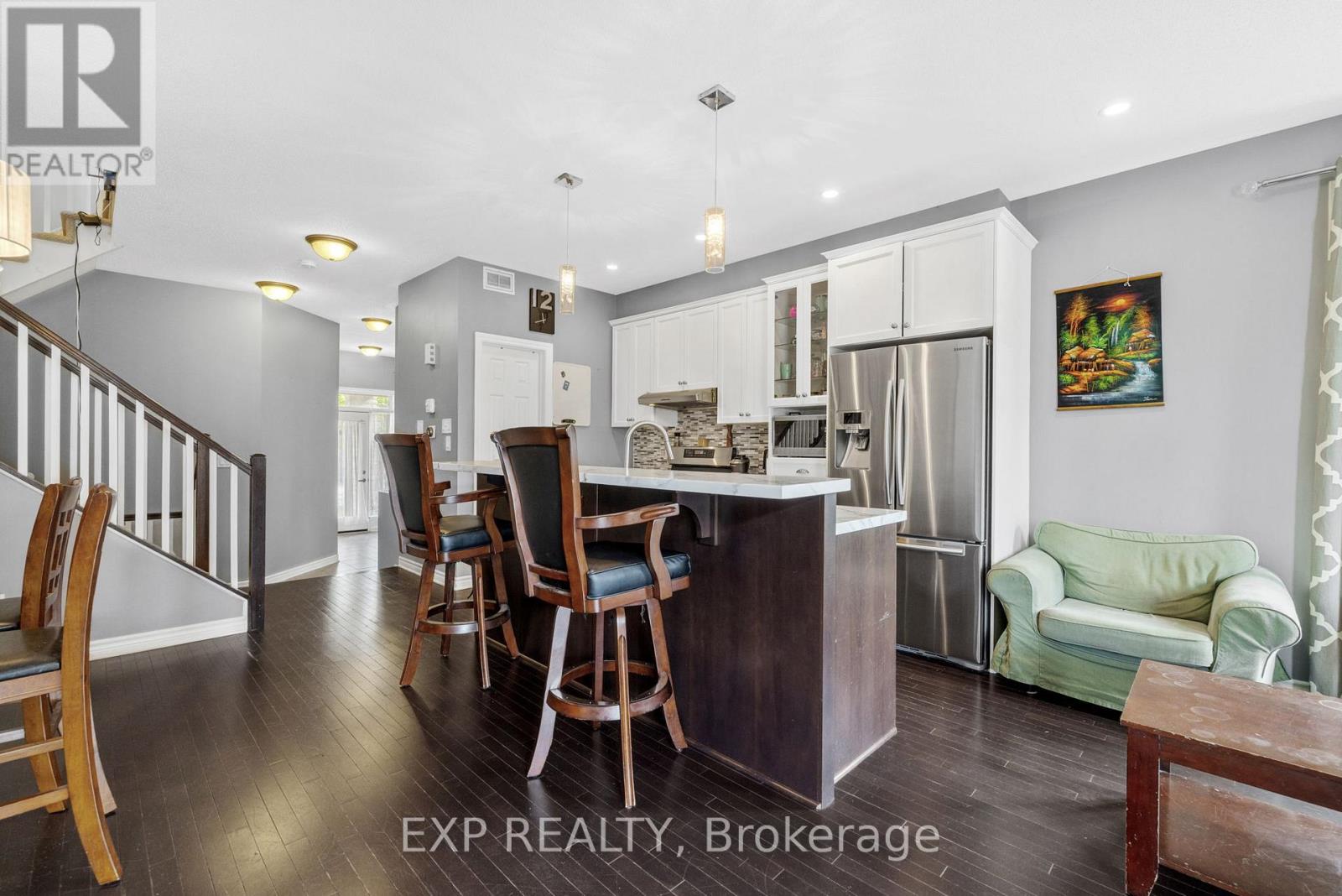 613 Willowmere Way, Ottawa, Ontario  K1T 0K2 - Photo 9 - X12159029