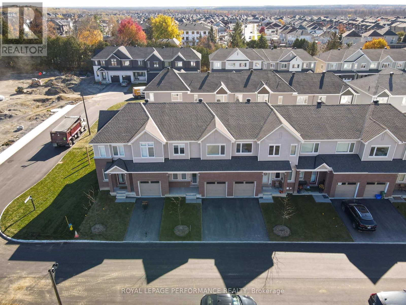 116 Pizzicato Street, Ottawa, Ontario  K1W 0S2 - Photo 50 - X12159339