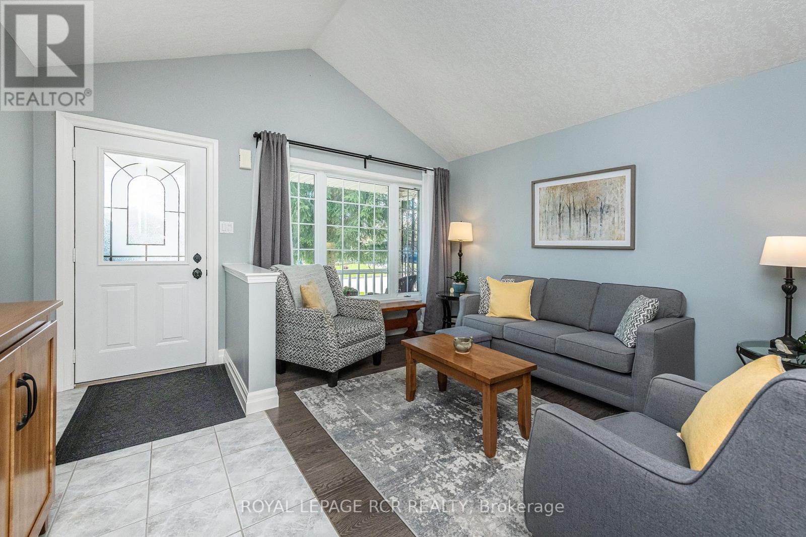Property at 19 SETTLERS ROAD image 3