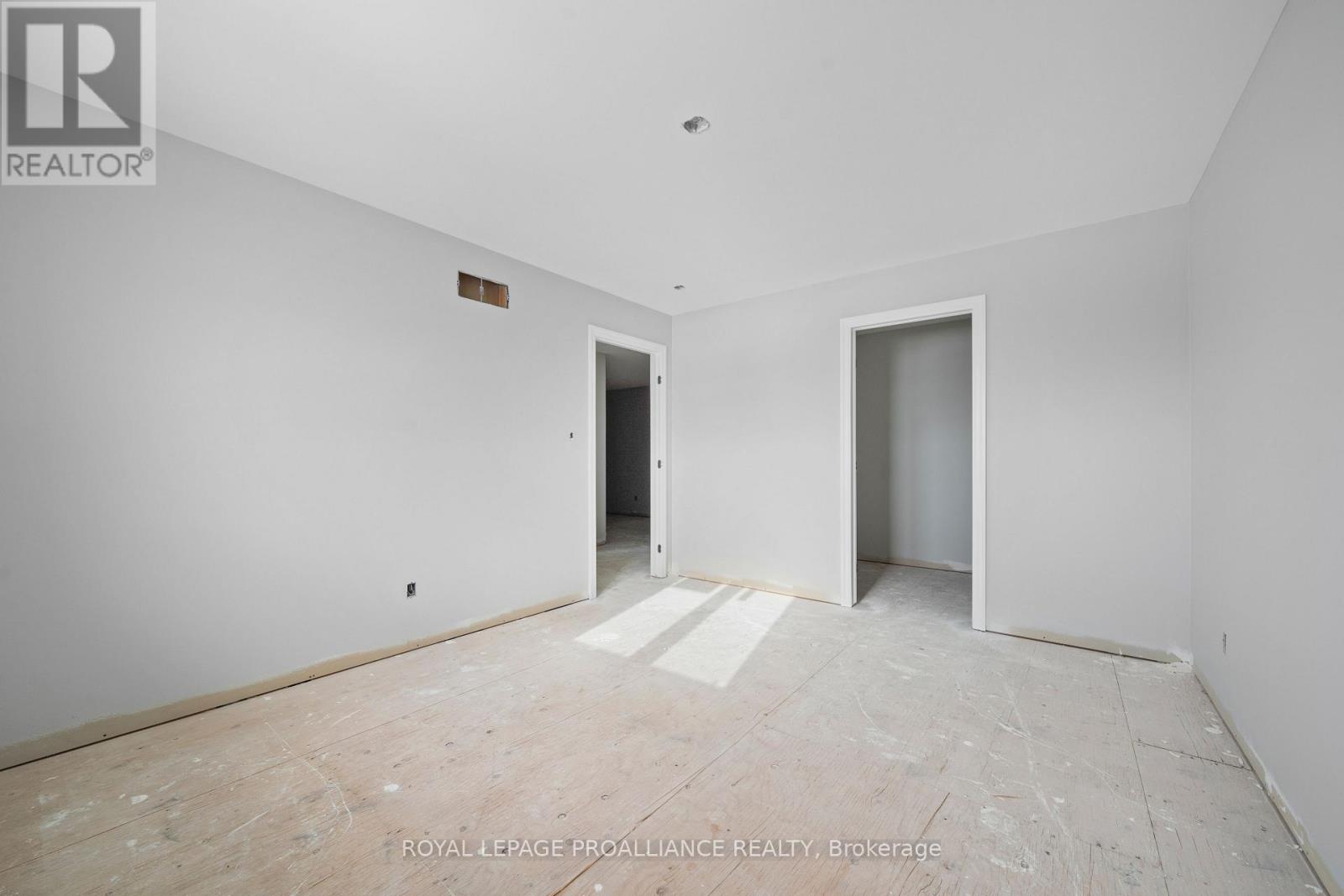 166 Appledene Drive, Quinte West, Ontario  K8V 0K3 - Photo 17 - X12144051
