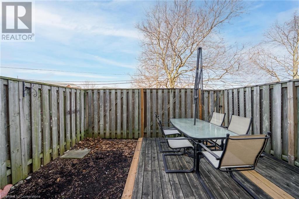 10 Angus Road Unit# 17, Hamilton, Ontario  L8K 6K3 - Photo 42 - 40730380
