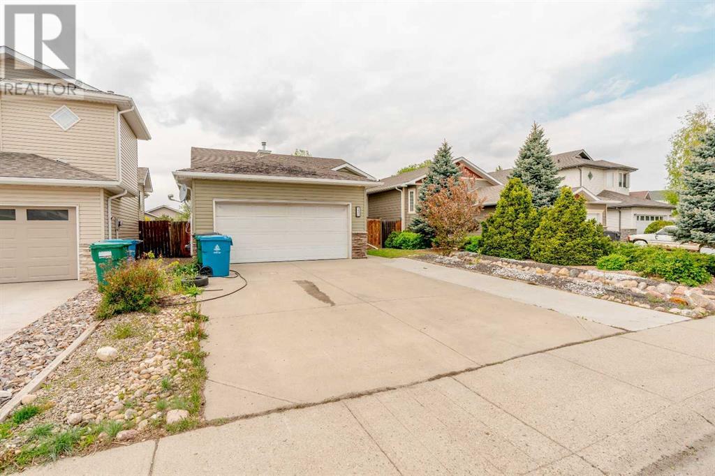 234 Fairmont Boulevard S, Lethbridge, Alberta  T1K 7M7 - Photo 3 - A2222626